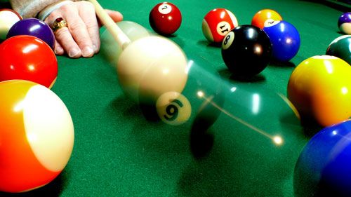 Tips in Playing Pool: A Beginner’s Guide • CuesUp